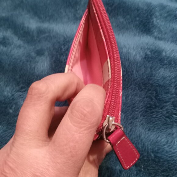 Coach Signature Pink Keychain/ID Card Case w/ Dustbag - Picture 7 of 7
